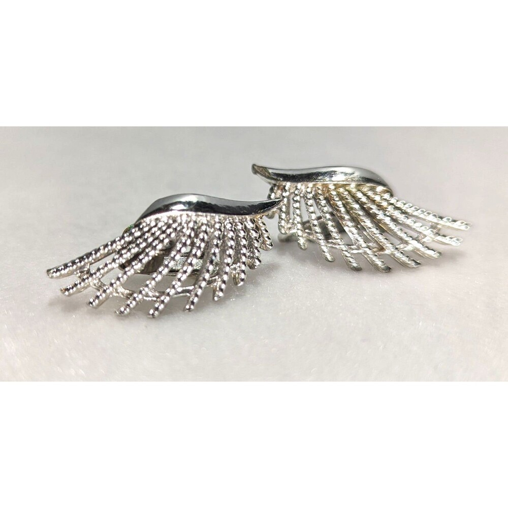 Coro Silver Tone Wing Climbers Clip Ons